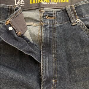 Lee Men's Extreme Motion Straight Fit Jeans - Dark Blue